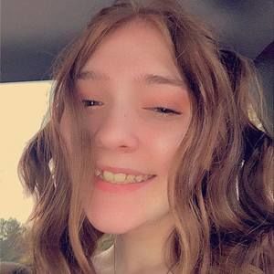 Meet your Posher, Carol